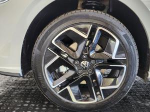 Volkswagen Polo hatch 1.0TSI R-Line - Image 9