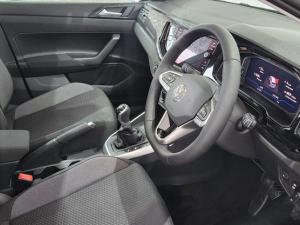 Volkswagen Polo hatch 1.0TSI Life manual - Image 4