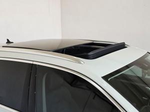 Volkswagen Touareg V6 TDI Elegance - Image 12
