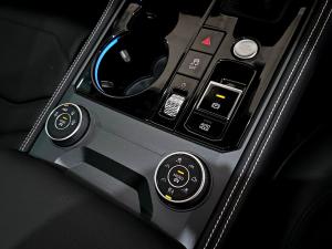 Volkswagen Touareg V6 TDI Elegance - Image 21