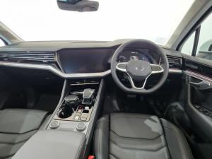 Volkswagen Touareg V6 TDI Elegance - Image 8