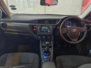 Toyota Corolla Quest 1.8 Plus manual - Image 14