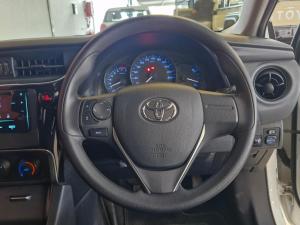 Toyota Corolla Quest 1.8 Plus manual - Image 17