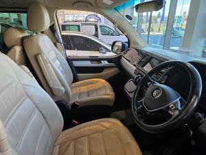Volkswagen Caravelle 2.0BiTDI Highline 4Motion - Image 20
