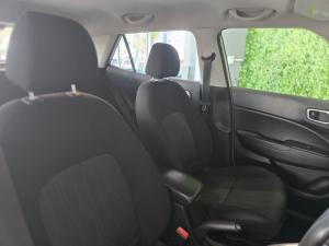 Hyundai Venue 1.0T Motion auto - Image 11