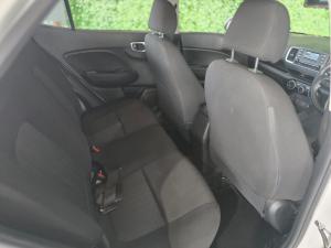 Hyundai Venue 1.0T Motion auto - Image 16