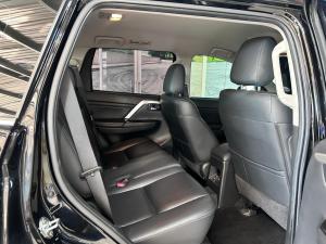 Mitsubishi Pajero Sport 2.4DI-D 4x4 - Image 9