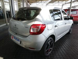 Renault Sandero 66kW turbo Expression (aircon) - Image 7