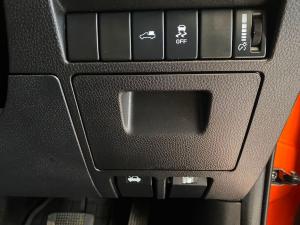Isuzu D-Max 3.0TD double cab V-Cross 4x4 - Image 20