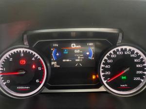 Isuzu D-Max 3.0TD double cab V-Cross 4x4 - Image 23
