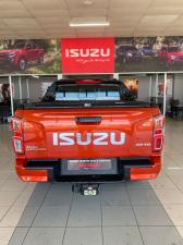 Isuzu D-Max 3.0TD double cab V-Cross 4x4 - Image 5