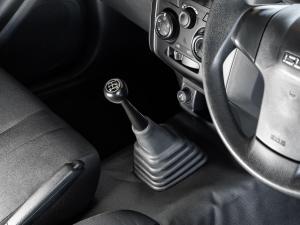 Isuzu D-Max Gen 6 250 single cab Fleetside safety - Image 14