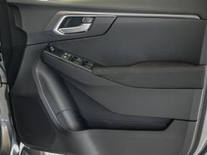 Isuzu D-Max 1.9TD double cab LS auto - Image 12