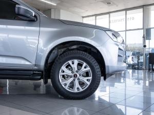 Isuzu D-Max 1.9TD double cab LS auto - Image 9