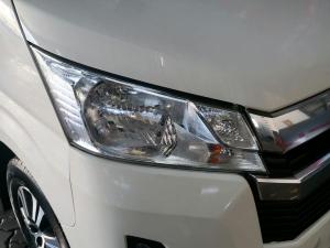 Toyota Quantum 2.8 LWB bus 11-seater GL - Image 13
