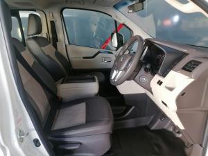 Toyota Quantum 2.8 LWB bus 11-seater GL - Image 16