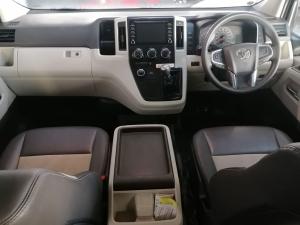 Toyota Quantum 2.8 LWB bus 11-seater GL - Image 20