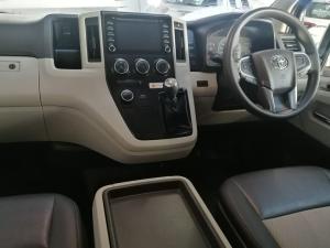 Toyota Quantum 2.8 LWB bus 11-seater GL - Image 23