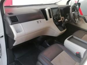 Toyota Quantum 2.8 LWB bus 11-seater GL - Image 27