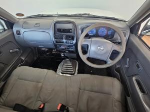 Nissan NP300 Hardbody 2 - Image 6