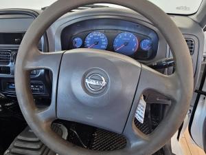 Nissan NP300 Hardbody 2 - Image 8