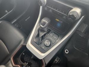Toyota RAV4 2.5 Hybrid VX E-Four - Image 10