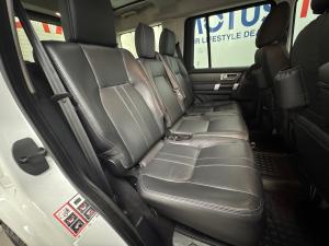 Land Rover Discovery SDV6 Graphite - Image 16