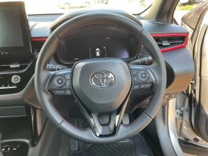 Toyota Corolla Cross 1.8 HEV GR-Sport - Image 8