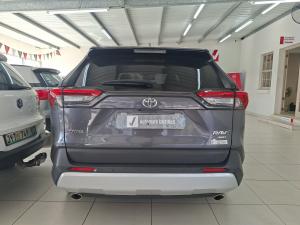 Toyota RAV4 2.0 GX-R AWD - Image 5