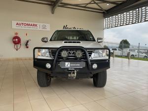 Toyota Hilux 3.0D-4D double cab 4x4 Raider Dakar edition - Image 4