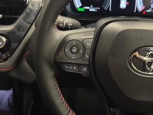 Toyota Corolla Cross 1.8 HEV GR-Sport - Image 9