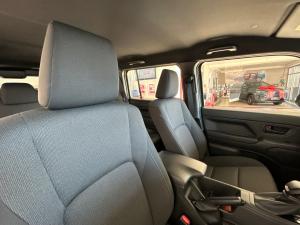 Toyota Land Cruiser FJ 2.7 4x4 GX - Image 12