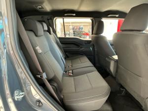 Toyota Land Cruiser FJ 2.7 4x4 GX - Image 13