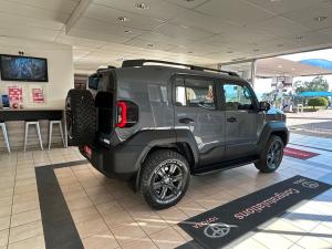 Toyota Land Cruiser FJ 2.7 4x4 GX - Image 2