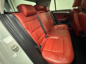 Volkswagen Golf 2.0TDI Comfortline - Image 16