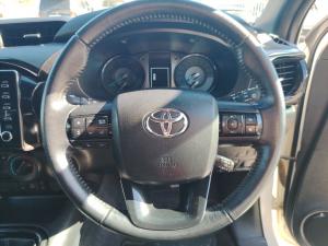 Toyota Hilux 2.8GD-6 Xtra cab 4x4 Legend manual - Image 8