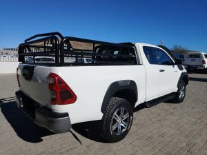Toyota Hilux 2.8GD-6 Xtra cab 4x4 Legend manual - Image 2