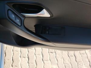 Volkswagen Polo Vivo hatch 1.4 Trendline - Image 22