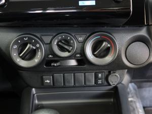 Toyota Hilux 2.4GD-6 single cab Raider auto - Image 16