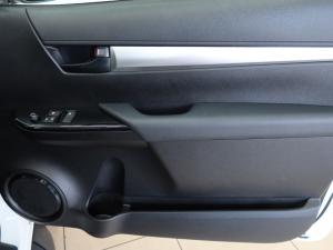 Toyota Hilux 2.4GD-6 single cab Raider auto - Image 26