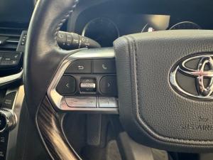 Toyota Land Cruiser 300 3.5T ZX - Image 9