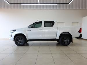 Toyota Hilux 2.4GD-6 double cab 4x4 Raider auto - Image 25