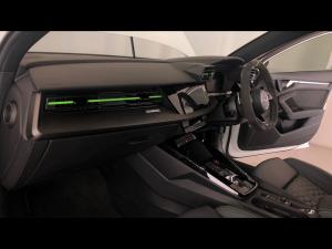 Audi RS3 Sportback quattro - Image 7
