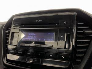 Isuzu D-MAX 1.9 Ddi HR S/C - Image 8