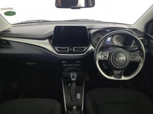 Toyota Starlet 1.5 XR automatic - Image 8