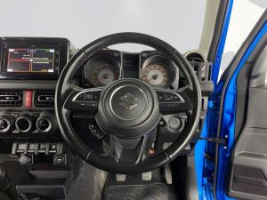 Suzuki Jimny 1.5 GLX - Image 8