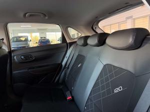 Hyundai I20 1.4 Executive automatic - Image 15