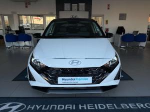 Hyundai I20 1.4 Executive automatic - Image 2