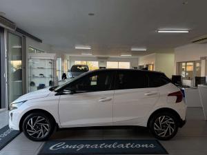 Hyundai I20 1.4 Executive automatic - Image 4