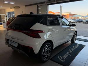 Hyundai I20 1.4 Executive automatic - Image 9
